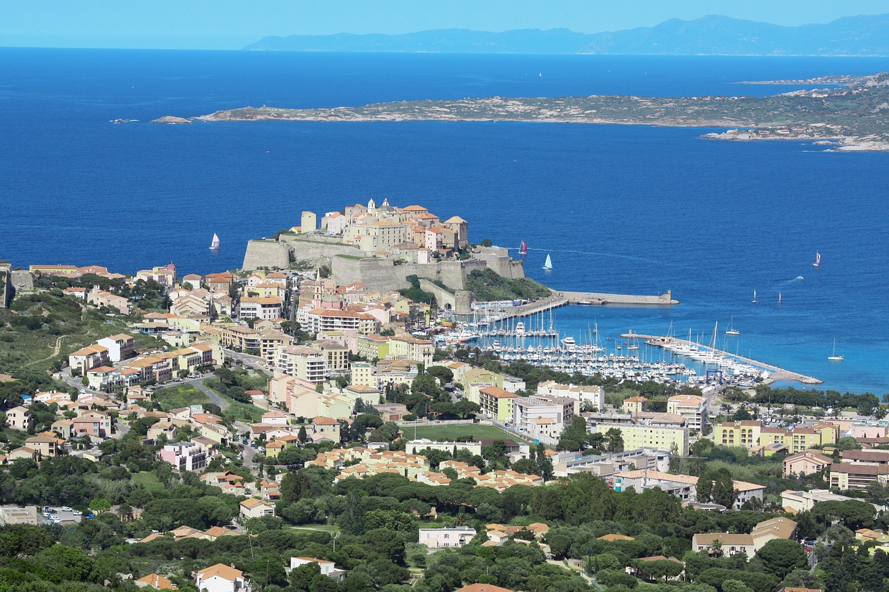 calvi-574523_1280.jpg